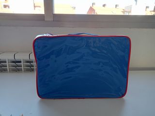 Maletín con cremalleras