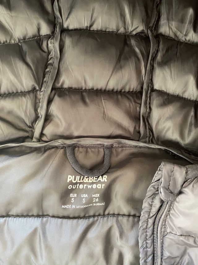 Chaqueta de plumas negro