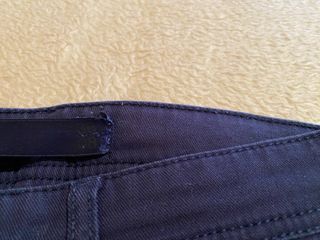 Pantalón azul marino de Stradivarius