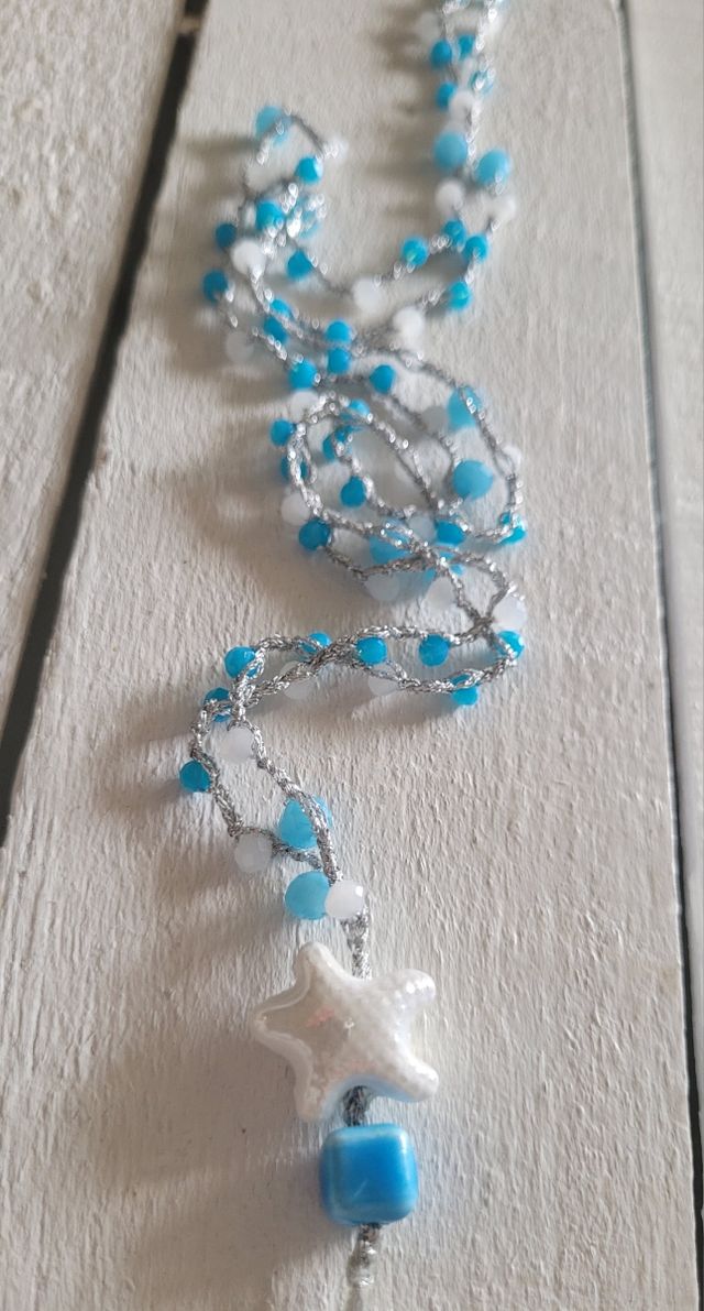 Collana uncinetto azzurro