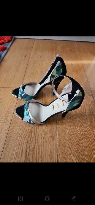 Sandalias tacon con correa tobillo