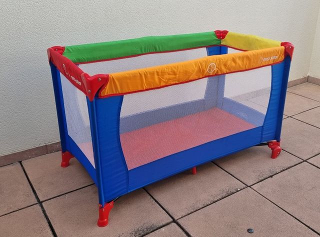 Cuna portatil de viaje con ruedas CARS