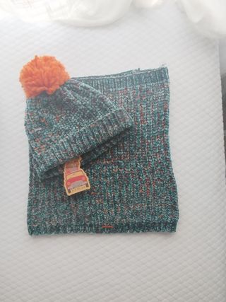 Gorro y cuello de lana