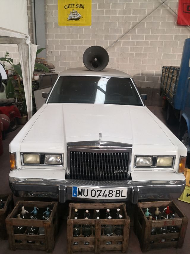 Limusine de carro urbano de Lincoln