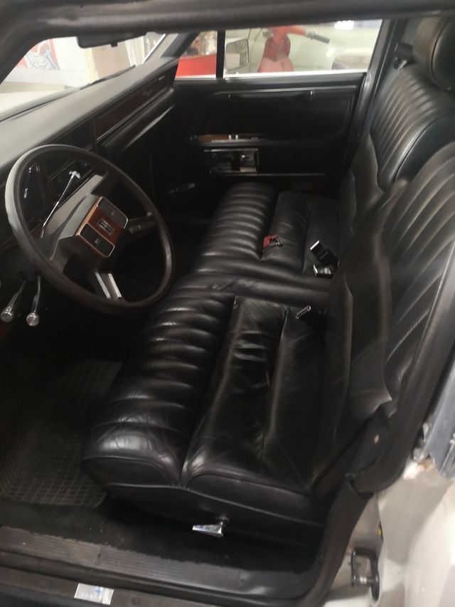 Limusine de carro urbano de Lincoln