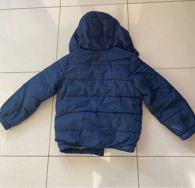 Chaqueta de plumas de niño talla 6-7 años