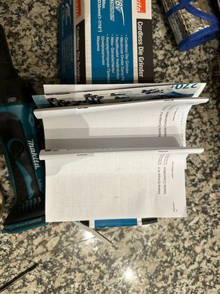 Amoladora recta makita