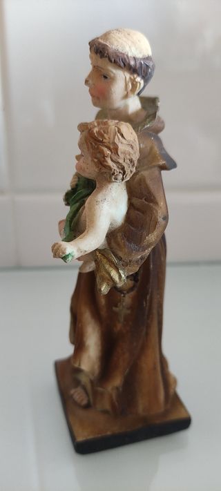 Santo António em louça