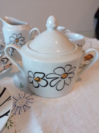 Juego de café 6 tazas pequeñas de porcelana