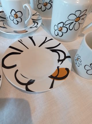 Juego de café 6 tazas pequeñas de porcelana