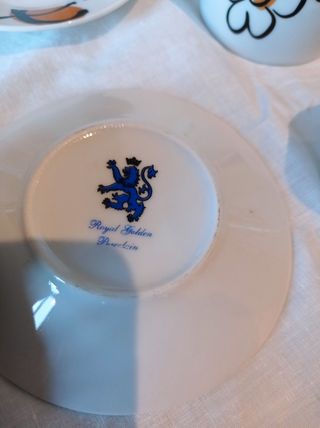 Juego de café 6 tazas pequeñas de porcelana