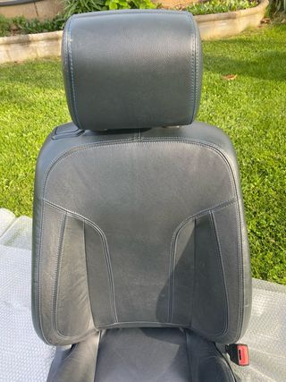 Asiento delantero derecho ford fiesta