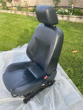 Asiento delantero derecho ford fiesta
