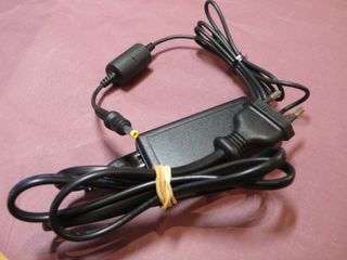 Cargador FUJIFILM 5V, 1.5A