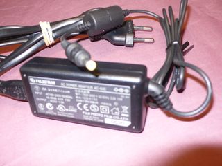 Cargador FUJIFILM 5V, 1.5A