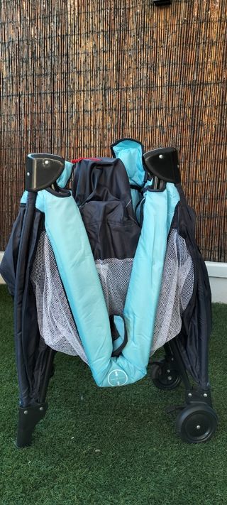 Cuna de viaje y parque infantil asalvo