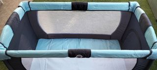 Cuna de viaje y parque infantil asalvo