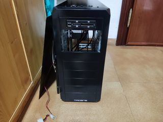 Caja ATX