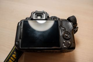 Nikon D5300 Kit objetivo AF-P 18-55mm VR baterias