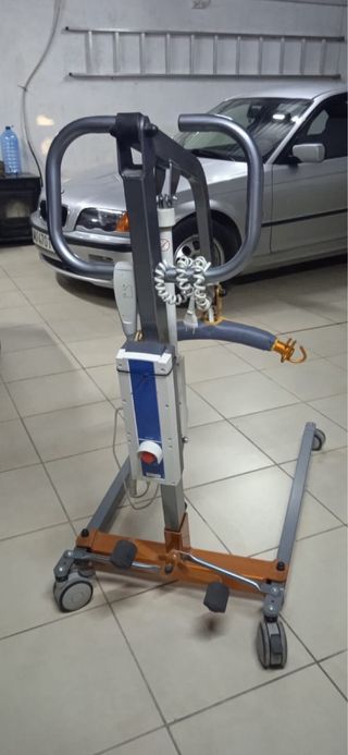 Grúa hospitalaria geriátrica personas mayores