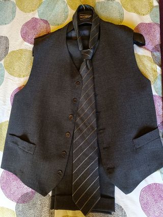 TRAJE COMPLETO ZARA