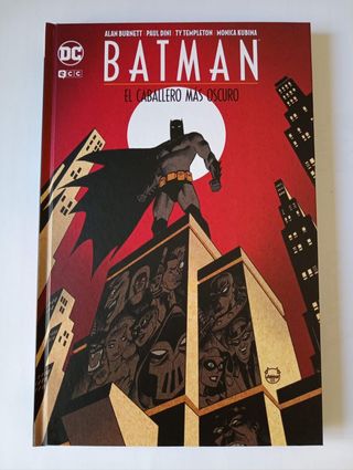 2 Comics nuevos de DC Comics en tapa dura