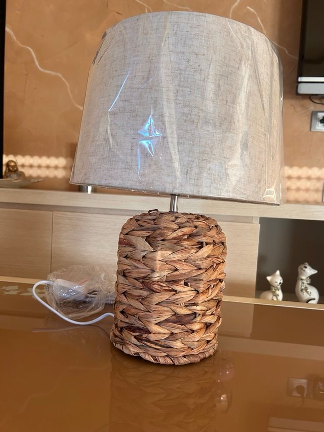 Lampara de enéa rustica