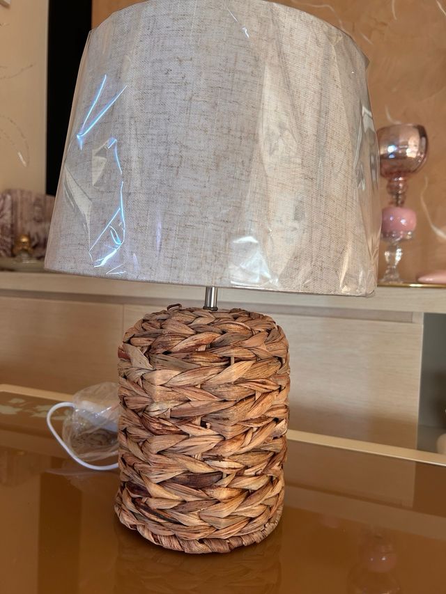 Lampara de enéa rustica