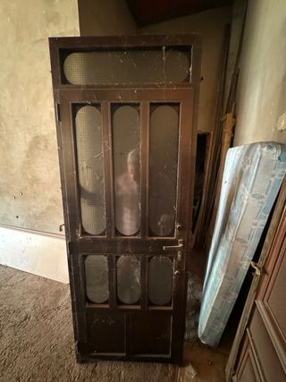 Puerta de aluminio