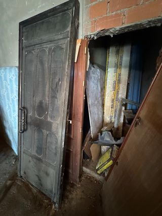 Puerta de aluminio