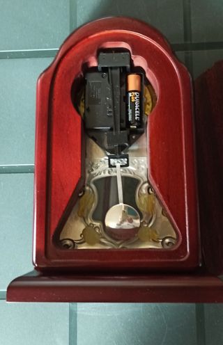 Orologio da tavolo in argento e legno 