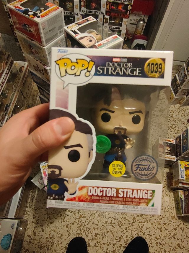 Funko doctor strange glow