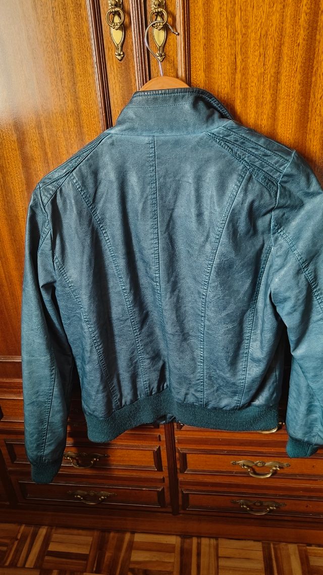 Chaqueta cuero verde mujer