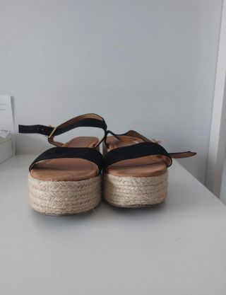 Sandalias negras plataforma