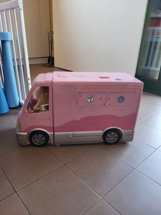 Camper Barbie