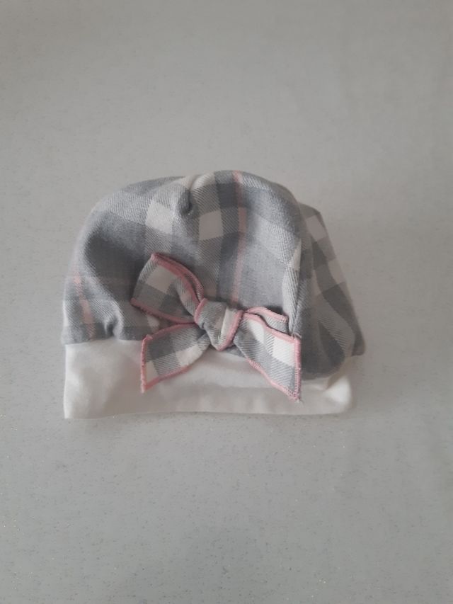 Cappellino bimba 3/6 mesi