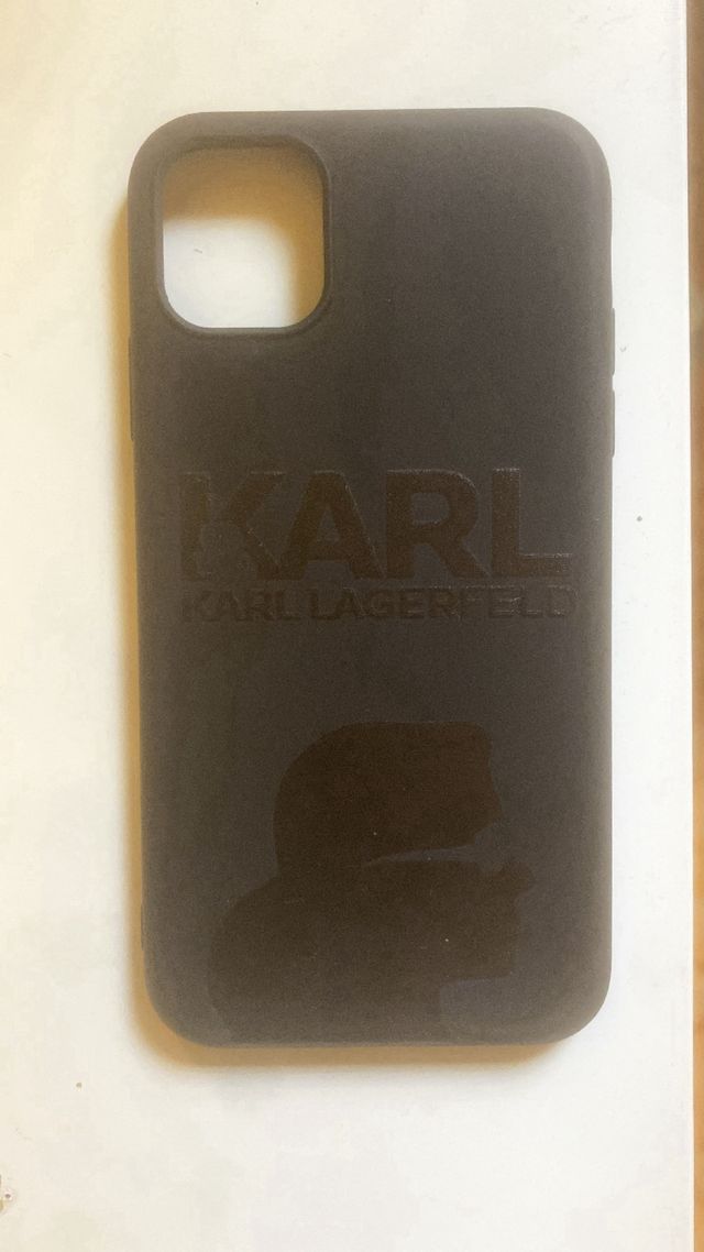 Cover Iphone 11 Nera