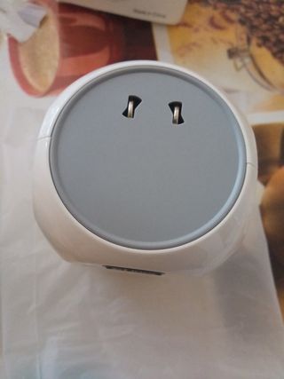 Adattatore universale da viaggio