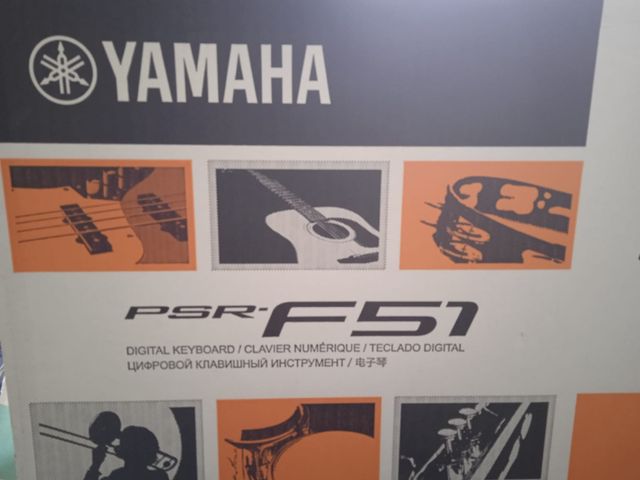 PIANOFORTE YAMAHA PSR F51