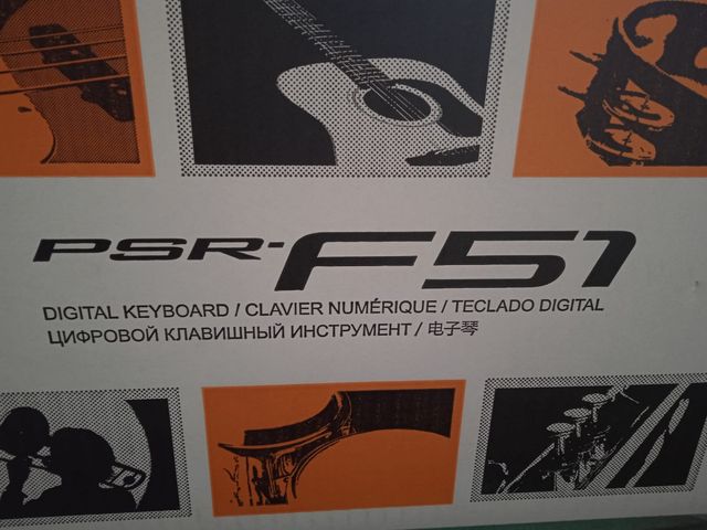 PIANOFORTE YAMAHA PSR F51