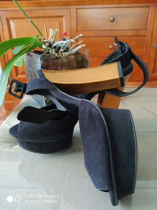 Plataformas tacon dorado