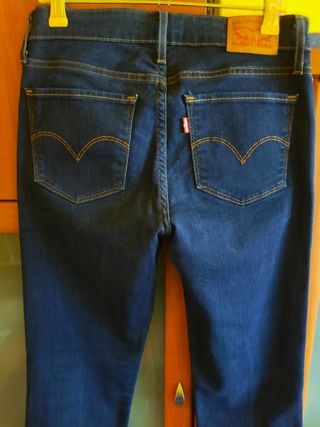 Pantalón Levis Straight 714
