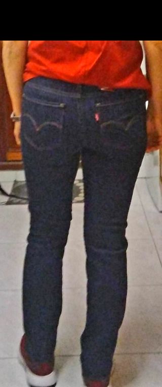 Pantalón Levis Straight 714