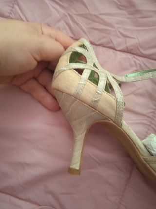 Zapatos fiesta tacón bajito