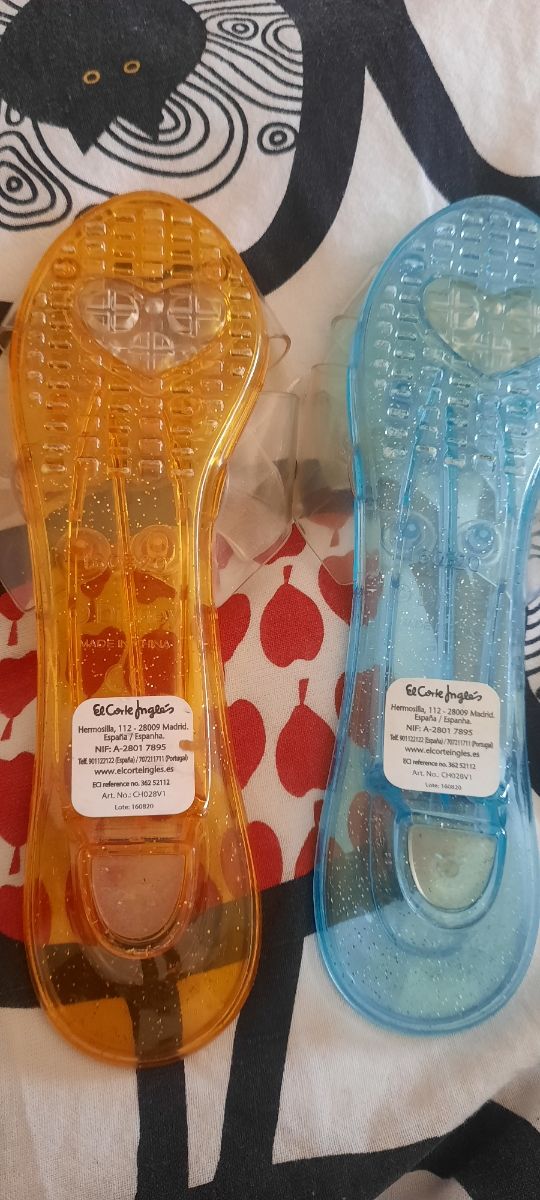 2 sandalias bella y cenicienta