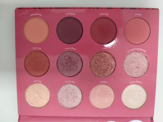 Lote dos paletas Colourpop. She + Double