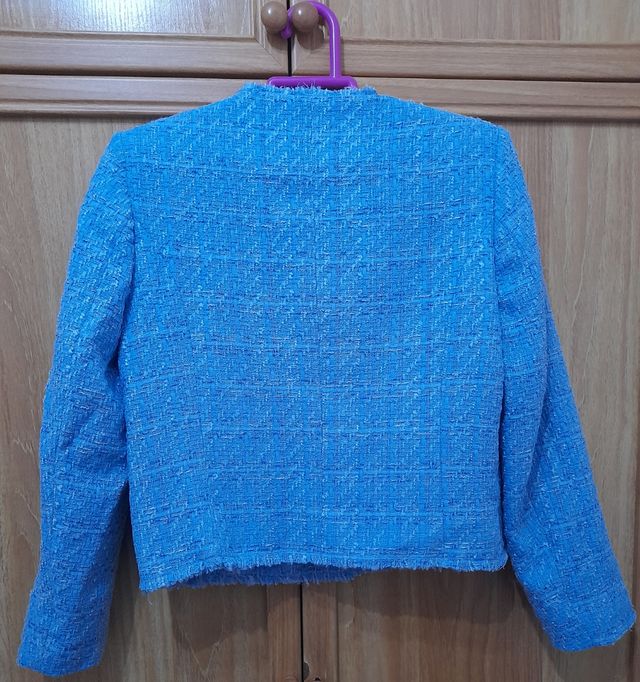 Chaqueta azul entretiempo