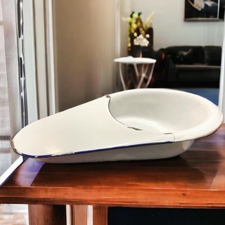 Antica grande padella orinatoio smaltato