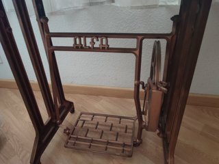Maquina de coser Alfa antigua
