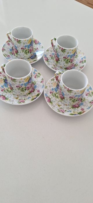 N.4 Tazzine Royal Porcelain con piattino